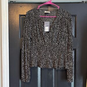 Universal Thread Black and White Patterned Blouse